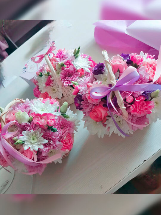 Корзиночки с цветами микс